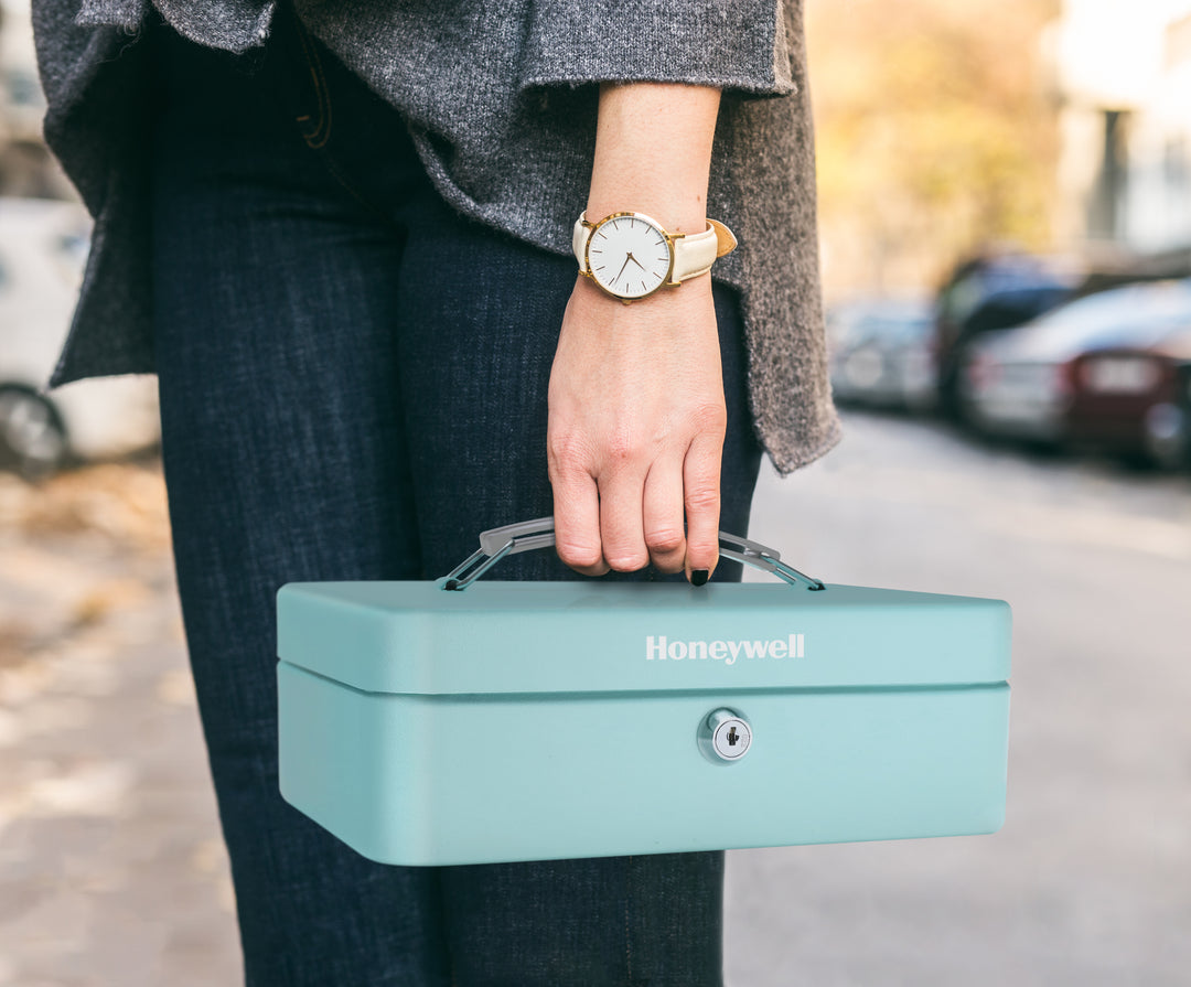 Mobile Cash Box (6112TL) – Honeywell Safes