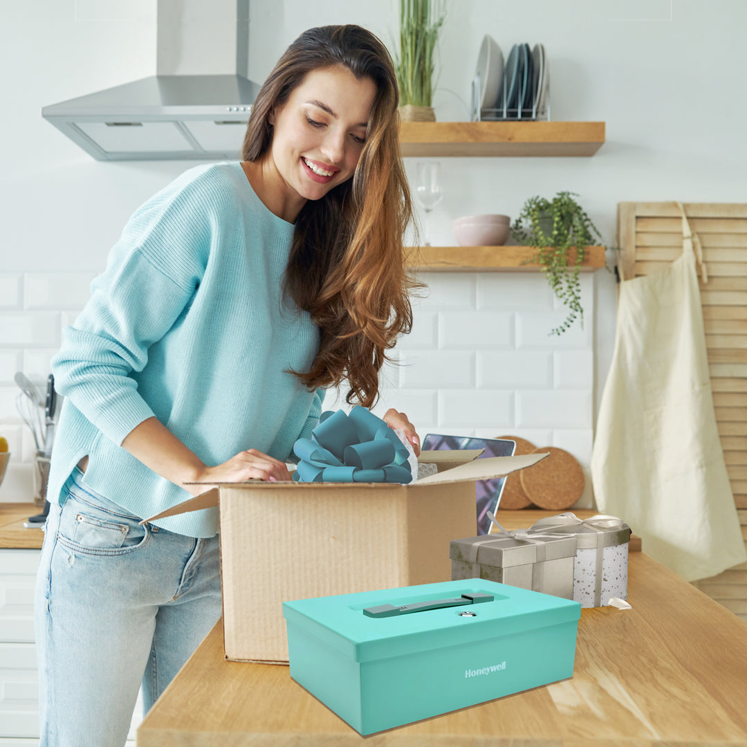 Steel Security Lock Box (6124TL) – Honeywell Safes